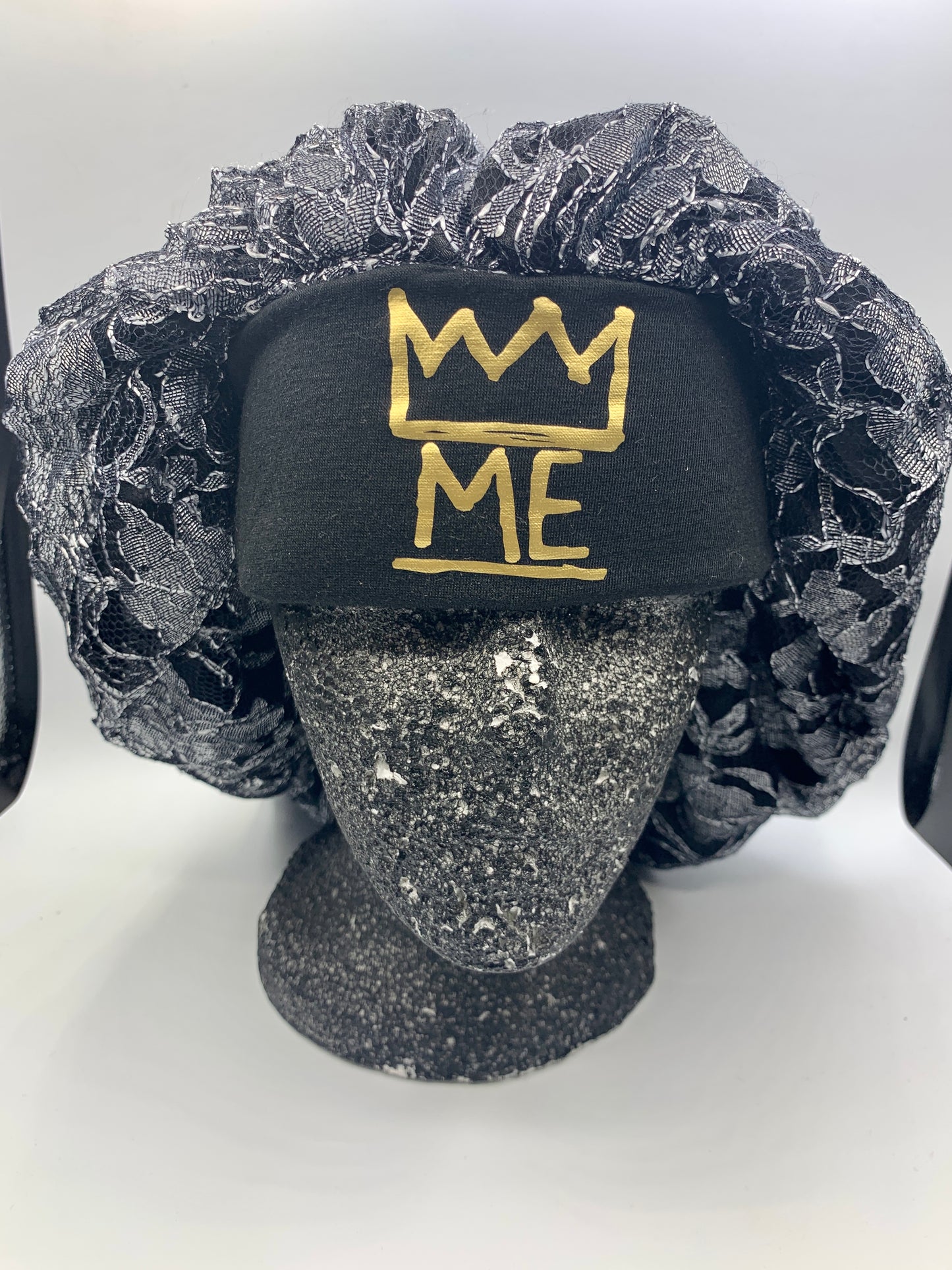 Black Embroidered Pattern Bonnet with Gold Krown