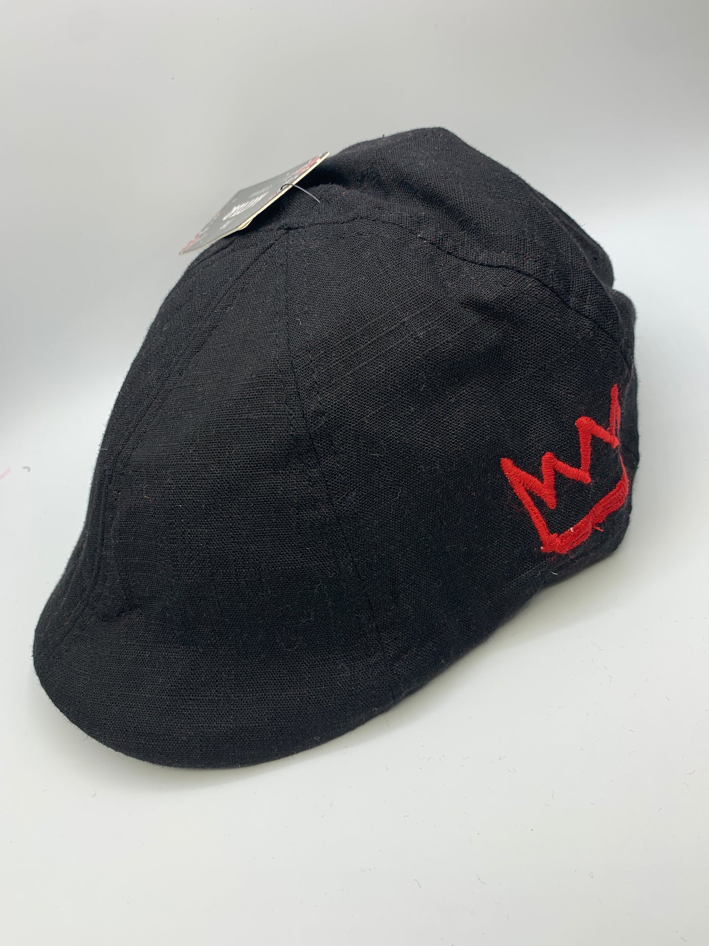 Black Beret Hat with Red Krown