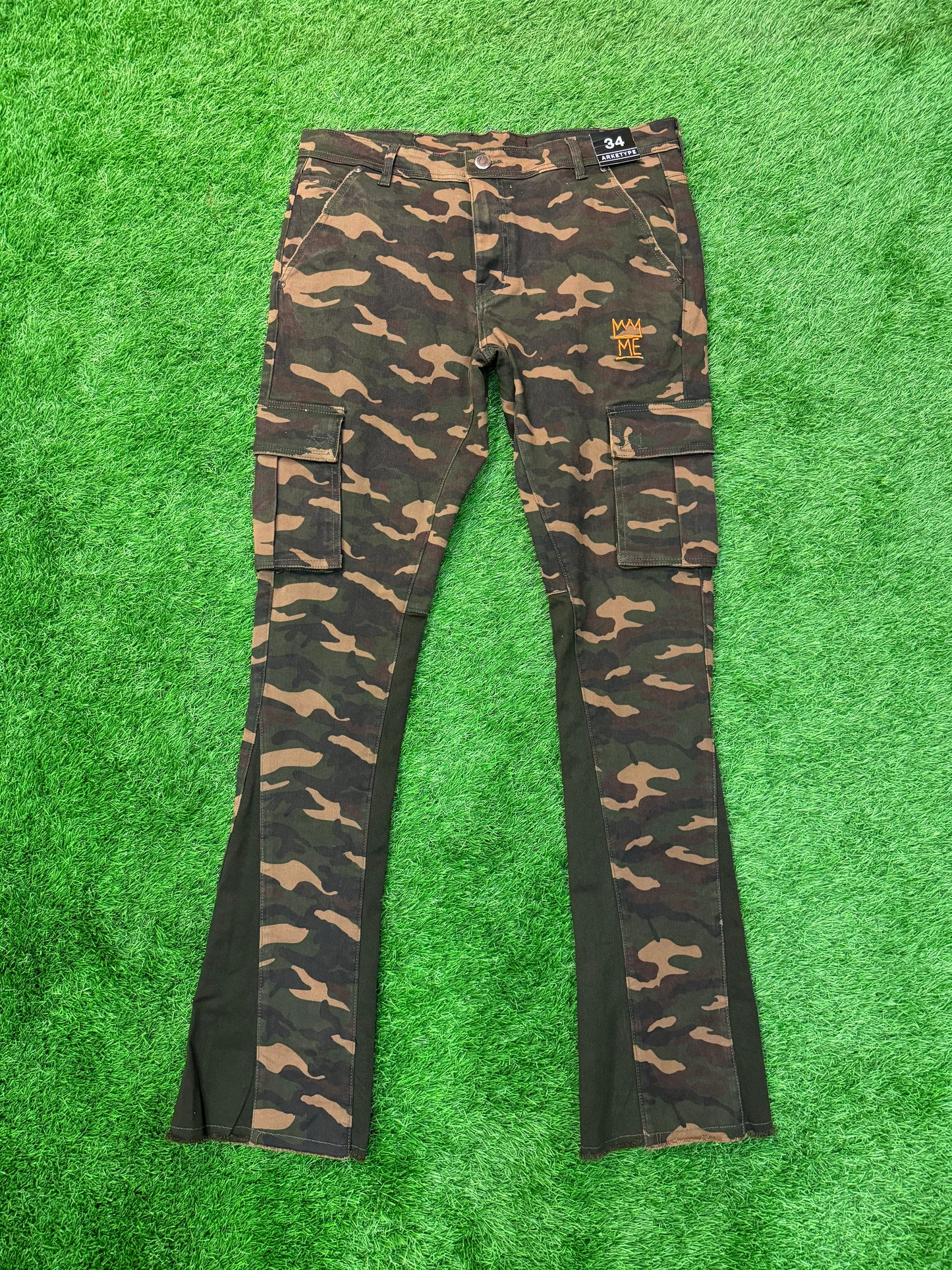 Green Camo Jeans with Orange Krown
